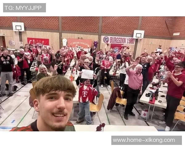 17岁卡尔社媒表态想加盟皇马引发争议球迷怒斥叛徒和疯子言论 17岁卡尔社媒表态想加盟皇马引发争议球迷怒斥叛徒和疯子言论